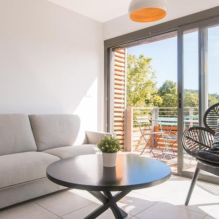 Le Coquet Avec Balcon Terrasse Et Parking Prive Apartment Sarlat-la-Caneda Exterior photo